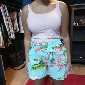 NWT NY & Co shorts size 16